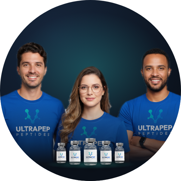 Equipe Ultrapep com os frascos do produto